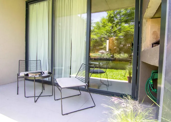 Amazing Oasis In Heart Of Palermo Hollywood -C1A-